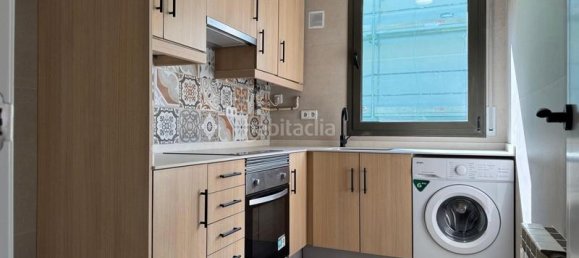 2 bedrooms Apartment in Mollet Del Valles, Spain No. 169654 5