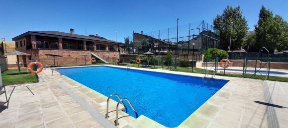 4 Schlafzimmer Haus in Collado Villalba, Spain, Nr. 166337 2