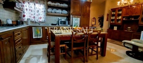 Apartamento T3 em Zabbar, Malta N.º 2743 8