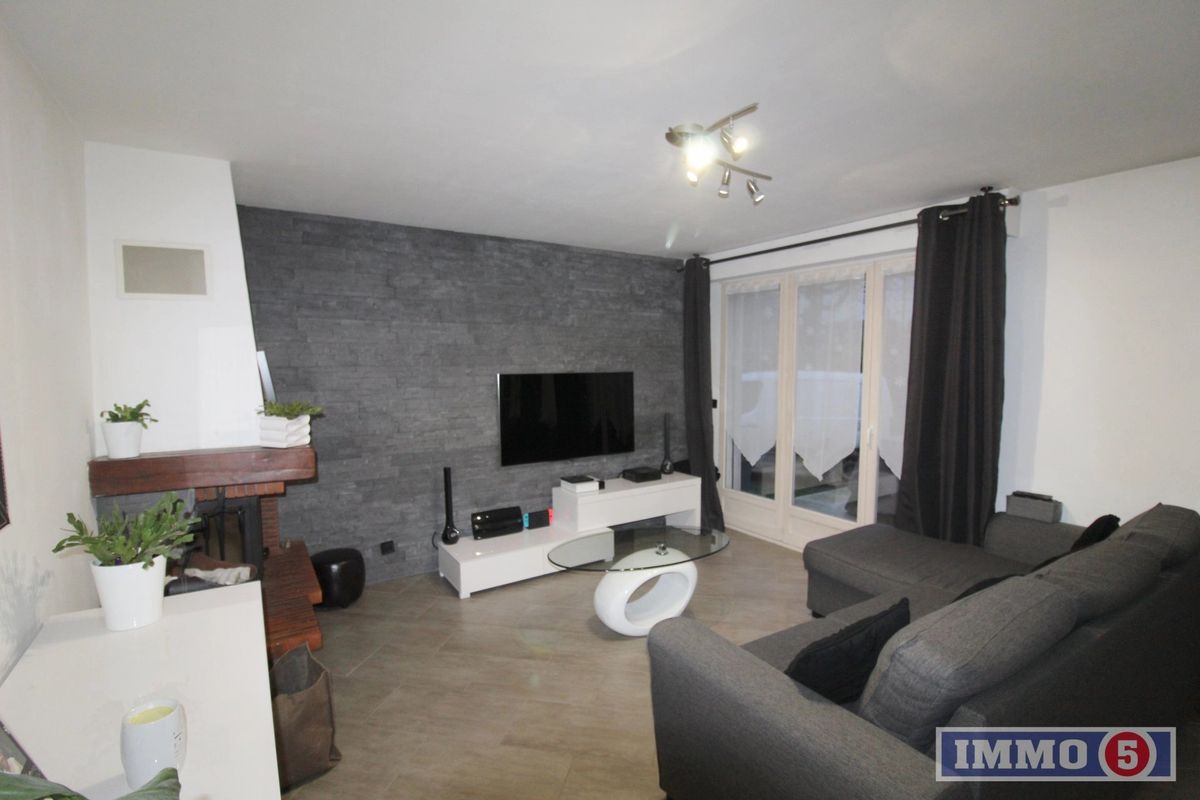 2 bedrooms House in Gournay-sur-Marne, France No. 171494