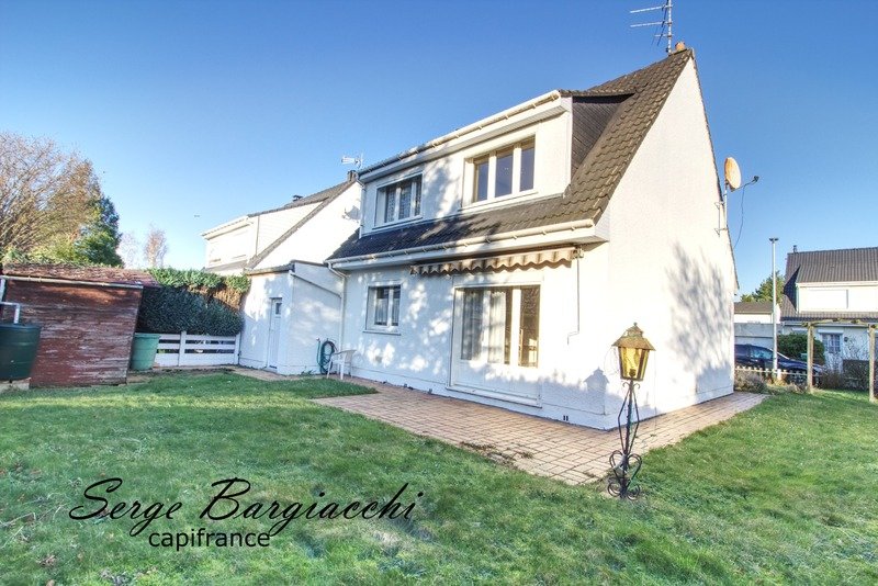 3 bedrooms House in Douai, France No. 82854