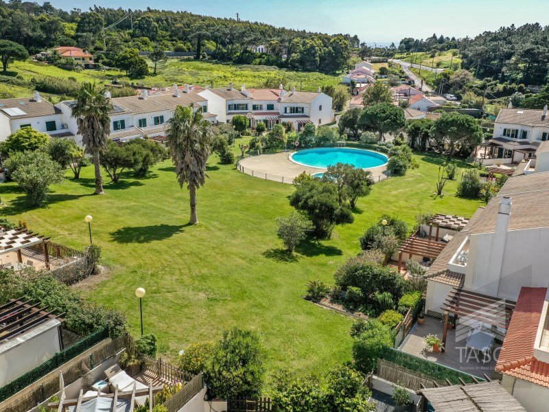 4 bedrooms Villa in Cascais, Portugal No. 265443