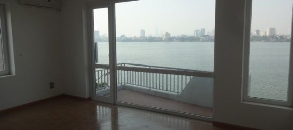 5 bedrooms House in Tay Ho, Vietnam No. 4740 15