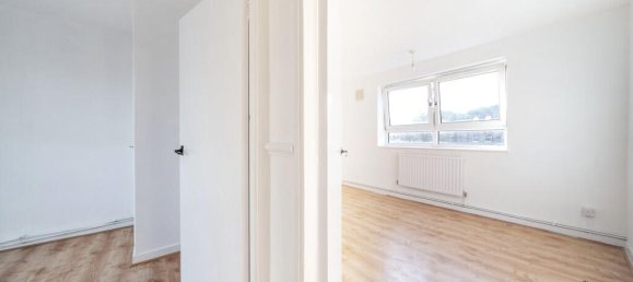 2 bedrooms Apartment in London, United Kingdom No. 7725 24