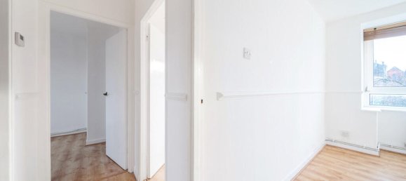 2 bedrooms Apartment in London, United Kingdom No. 7725 9