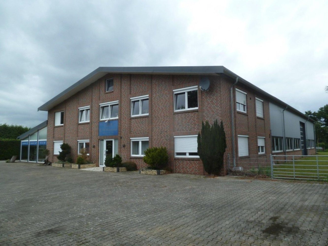 Gewerbliche Immobilie in Cloppenburg, Germany, Nr. 228866