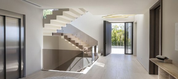 6 bedrooms Villa in Cadiz, Spain No. 148741 8