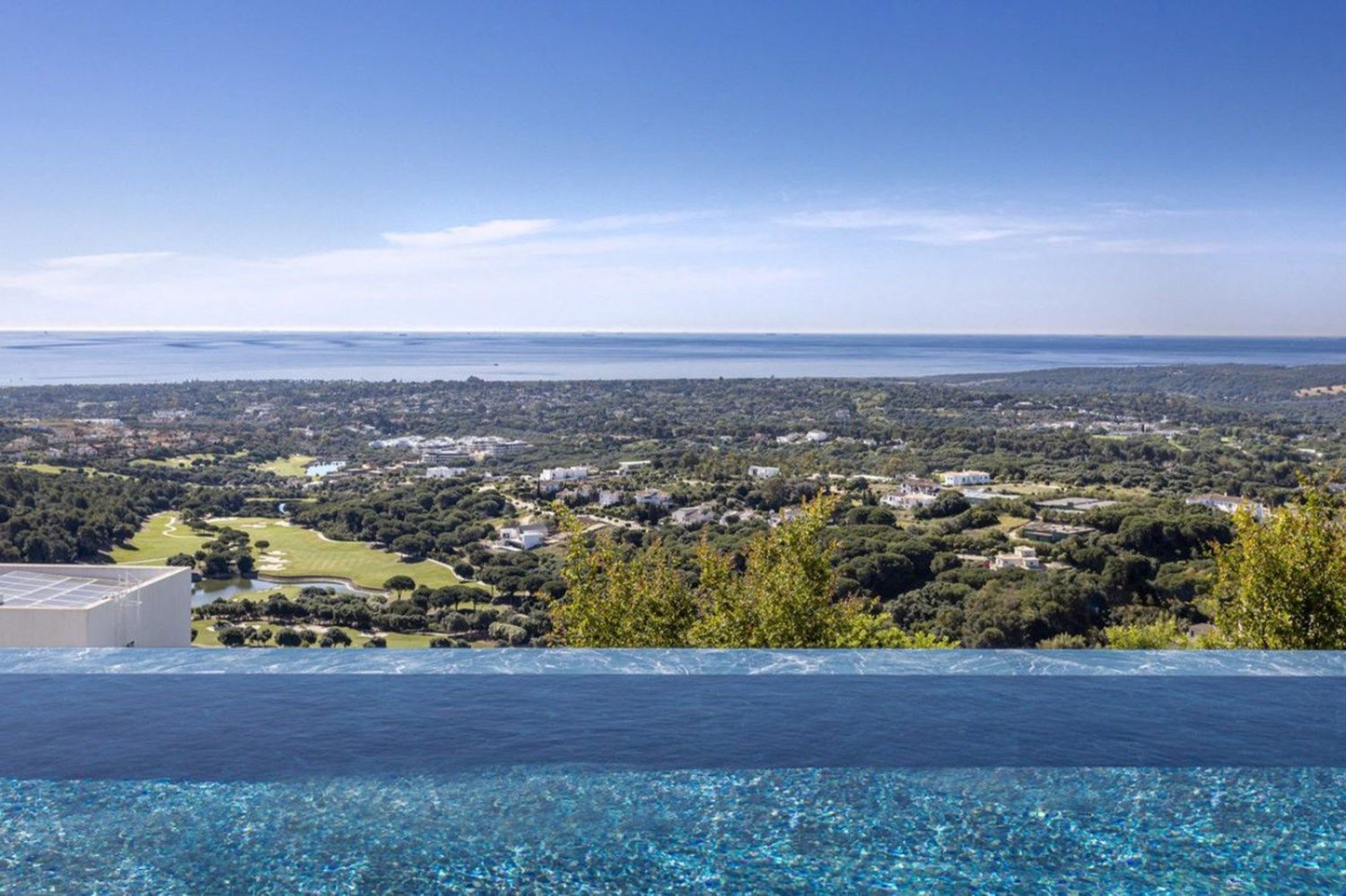 6 bedrooms Villa in Cadiz, Spain No. 148741