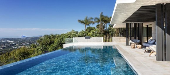 6 bedrooms Villa in Cadiz, Spain No. 148741 10