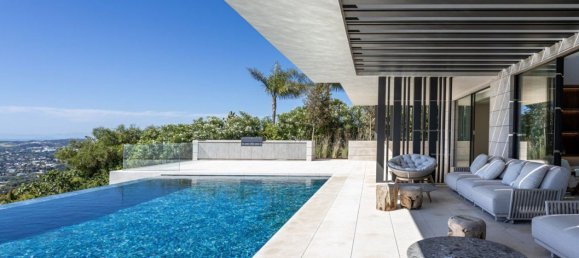 6 bedrooms Villa in Cadiz, Spain No. 148741 11