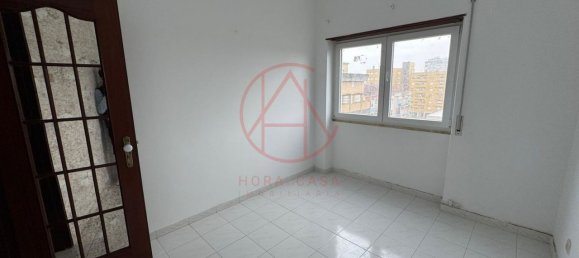 2 bedrooms Apartment in Barreiro, Portugal No. 15164 8
