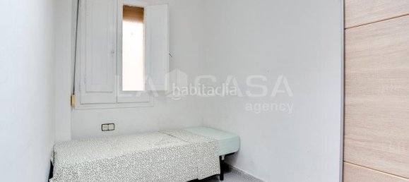Apartamento de 3 dormitorios en Barcelona, Spain No. 173868 21