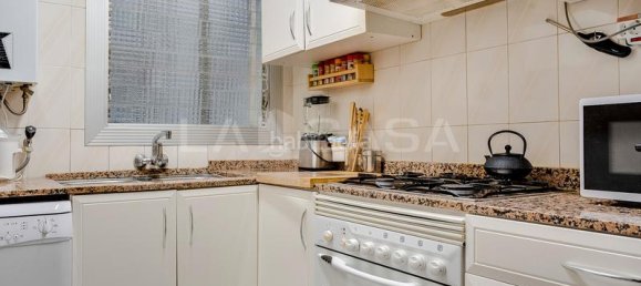 Apartamento de 3 dormitorios en Barcelona, Spain No. 173868 15