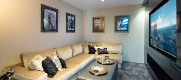 5 Schlafzimmer Villa in Marbella, Spain, Nr. 4751 23