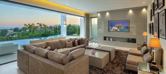 5 Schlafzimmer Villa in Marbella, Spain, Nr. 4751 14