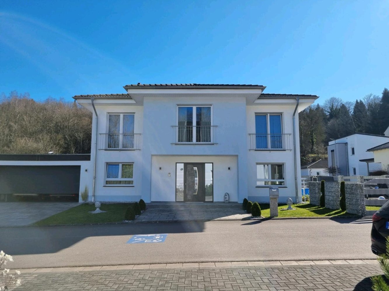 4 Schlafzimmer Villa in Saarbrücken, Germany, Nr. 271122