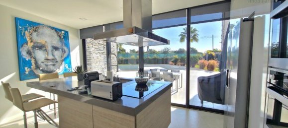 3 bedrooms Villa in Lagoa, Portugal No. 104501 8