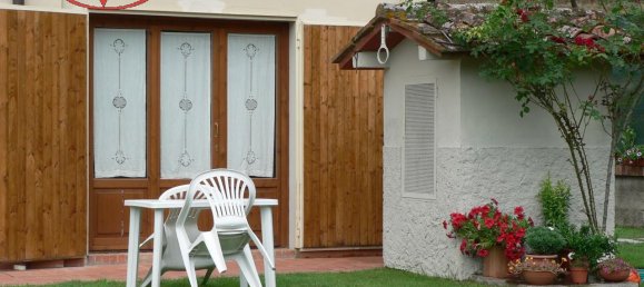 10-Zimmer Haus in Terranuova Bracciolini, Italy, Nr. 235976 17