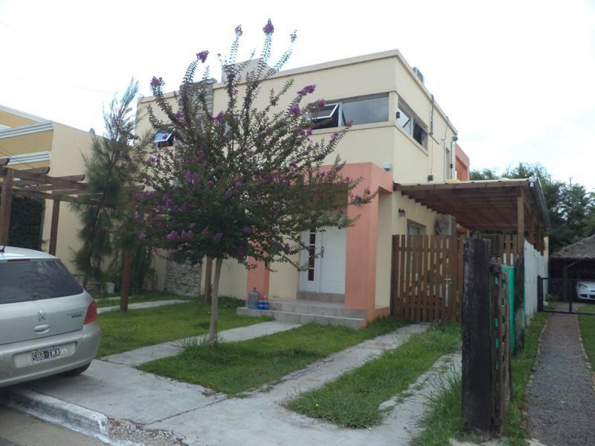 3 Schlafzimmer Haus in Ezeiza, Argentina, Nr. 60283