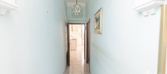 Apartamento de 2 dormitorios en Genoa, Italy No. 168513 10