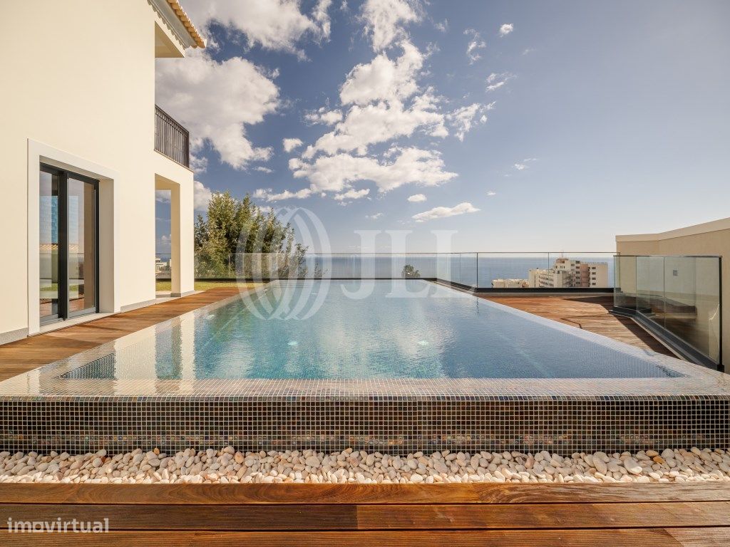 3 bedrooms House in Funchal, Portugal No. 128945