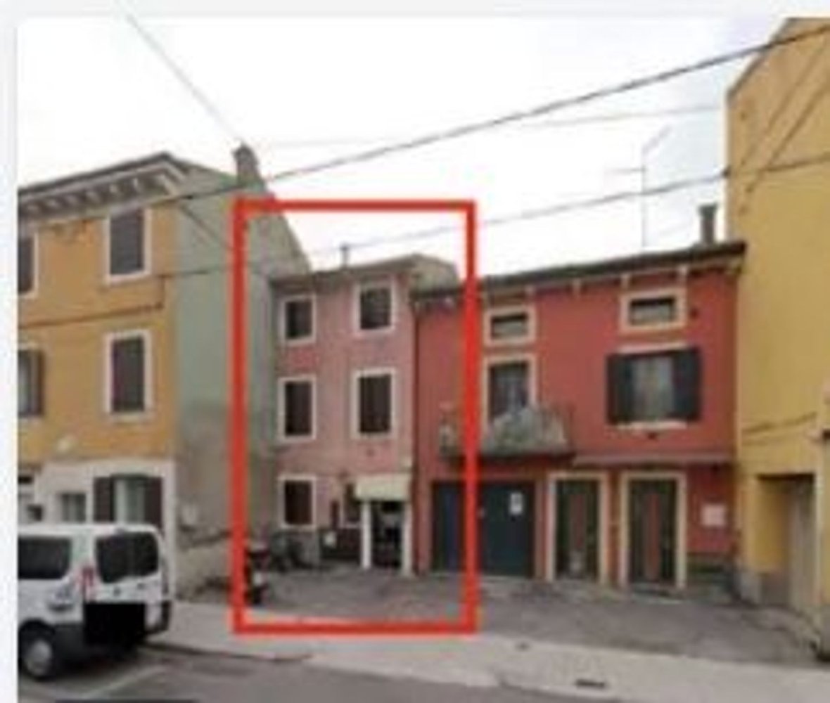 5 chambres Maison à Verona, Italy No. 395105