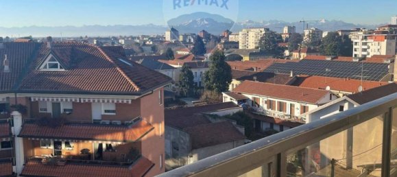 3-salle Appartement à Busto Arsizio, Italy No. 112205 3