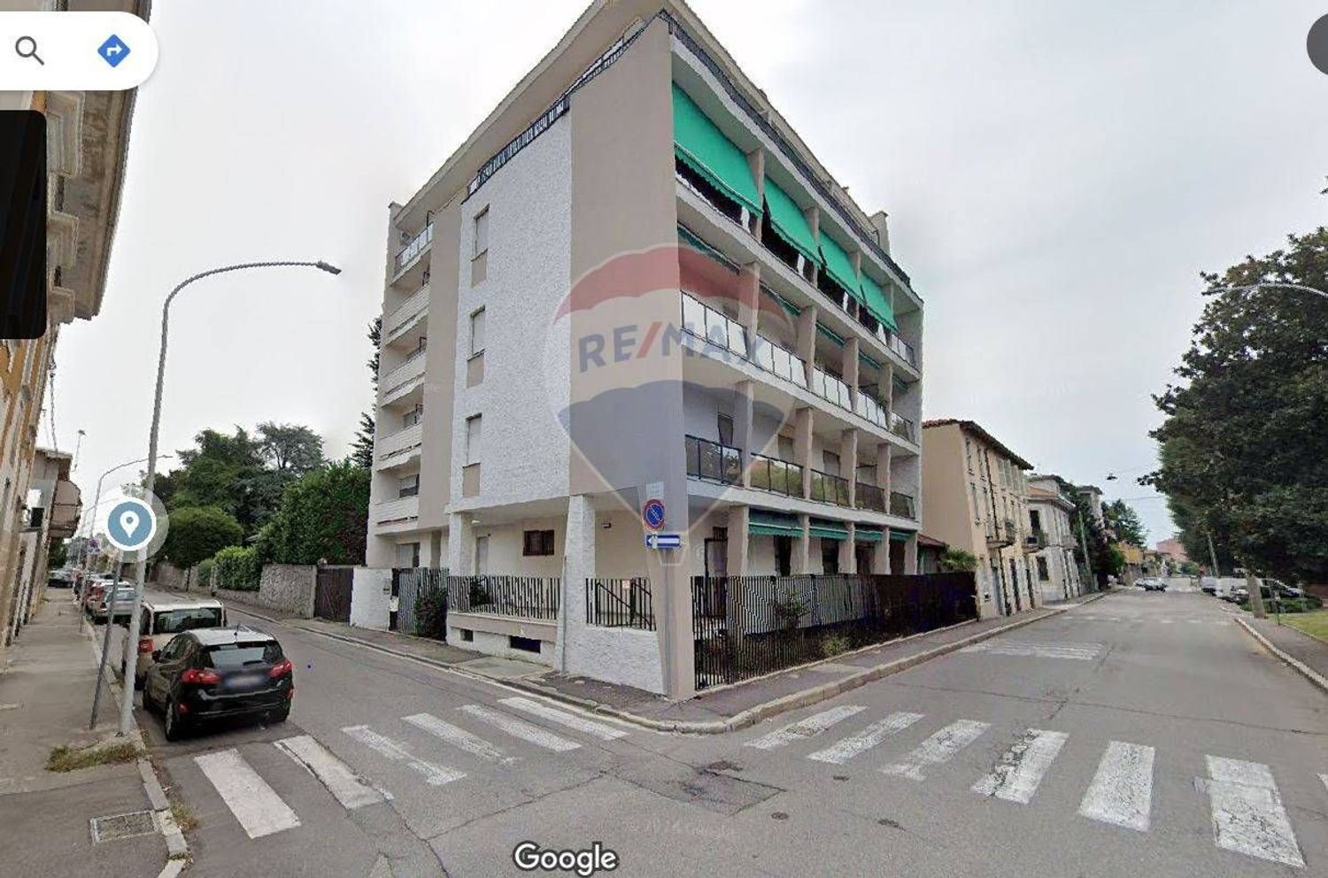 3-salle Appartement à Busto Arsizio, Italy No. 112205