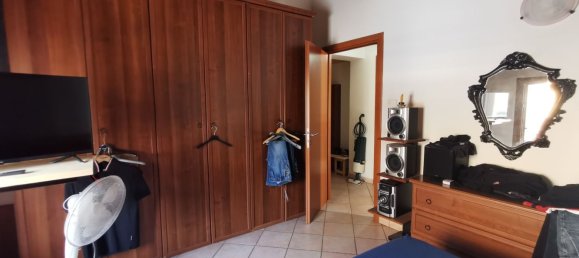 3 rooms Apartment in Sanguinetto, Italy No. 143941 6