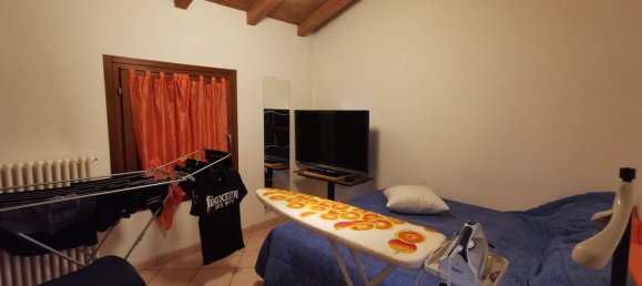 3 rooms Apartment in Sanguinetto, Italy No. 143941 7