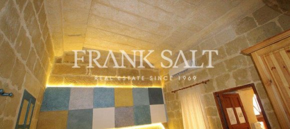 Дом с 5 спальнями в Сан-Лауренц, Мальта № 5498 5