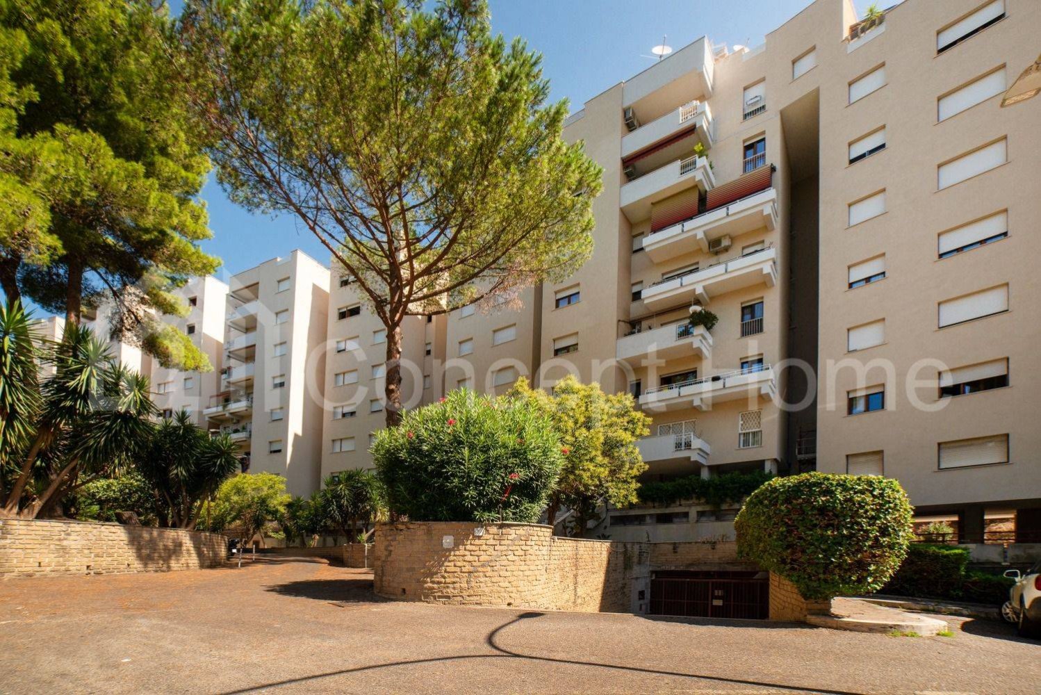 3 bedrooms Apartment in Rome, Italy No. 320202