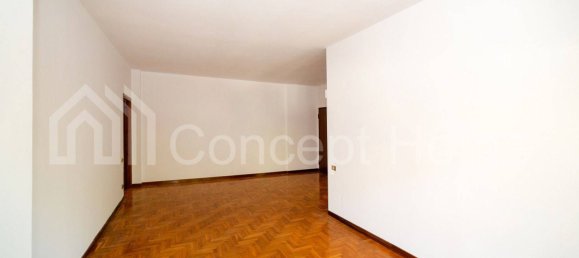 3 bedrooms Apartment in Rome, Italy No. 320202 7