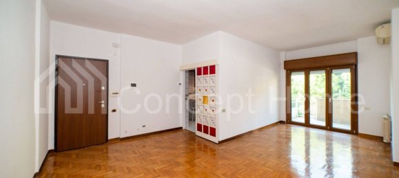 3 bedrooms Apartment in Rome, Italy No. 320202 6
