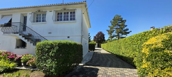 3 Schlafzimmer Haus in Charente, France, Nr. 308854 24