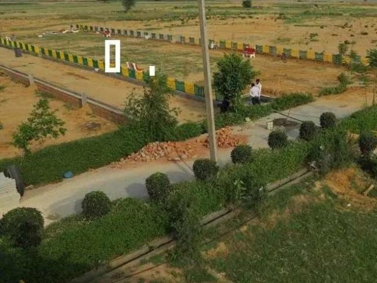 Terreno em Noida, India N.º 66000