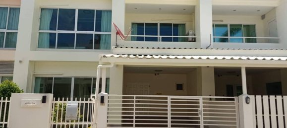 Café/restaurante de 3 dormitorios en Pattaya, Thailand No. 1152 7