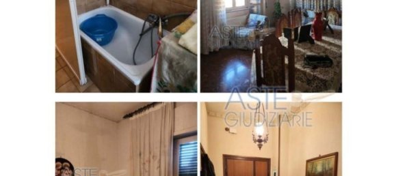 11 rooms House in Fiumicino, Italy No. 97394 34