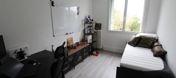 3 bedrooms Apartment in Chartres, France No. 154093 6