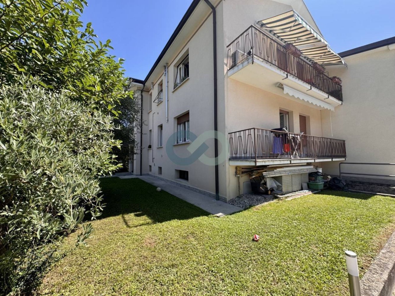 Apartamento de 2 dormitorios en Villanuova sul Clisi, Italy No. 257456