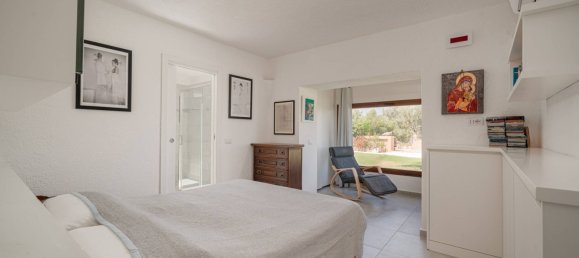 5 bedrooms Villa in Olbia, Italy No. 266216 13