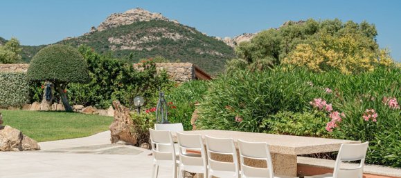 5 bedrooms Villa in Olbia, Italy No. 266216 31