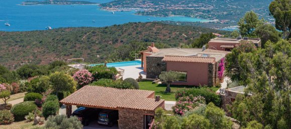 5 bedrooms Villa in Olbia, Italy No. 266216 2