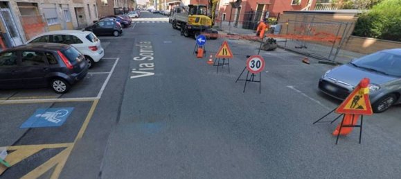 3 rooms Apartment in Moncalieri, Italy No. 210657 5