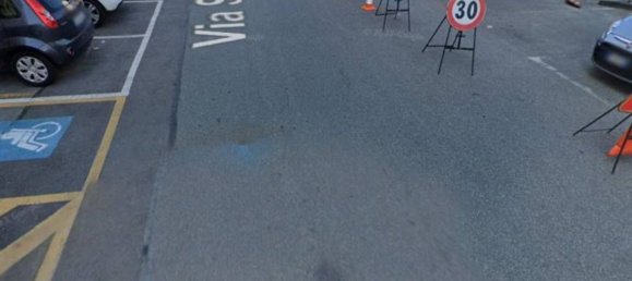 3 rooms Apartment in Moncalieri, Italy No. 210657 6