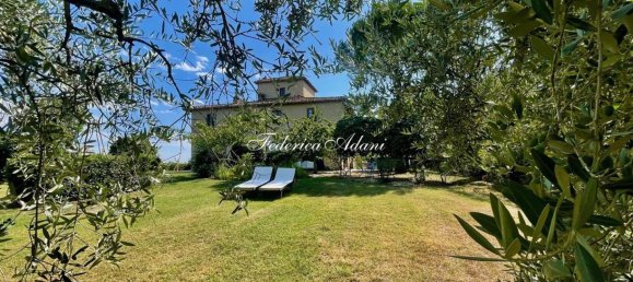 3 rooms Apartment in Castiglion Fiorentino, Italy No. 227689 13