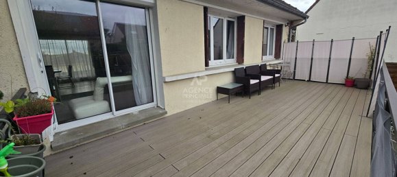 Casa de 4 dormitorios en Osny, France No. 174165 16