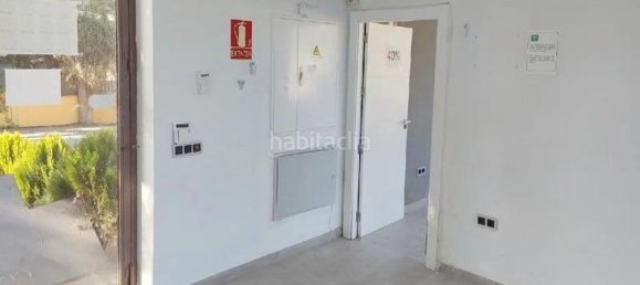 1937m² Building in Albolote, Spain No. 180586 7
