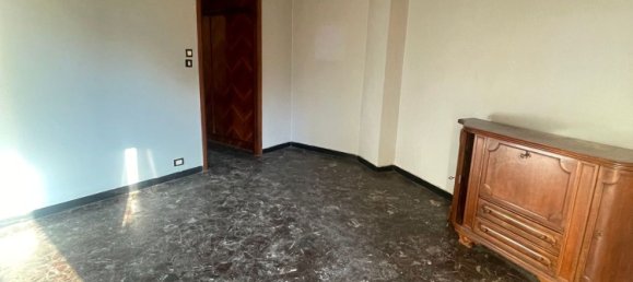 4 bedrooms Apartment in Genoa, Italy No. 312680 20