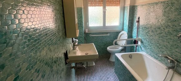 4 bedrooms Apartment in Genoa, Italy No. 312680 14